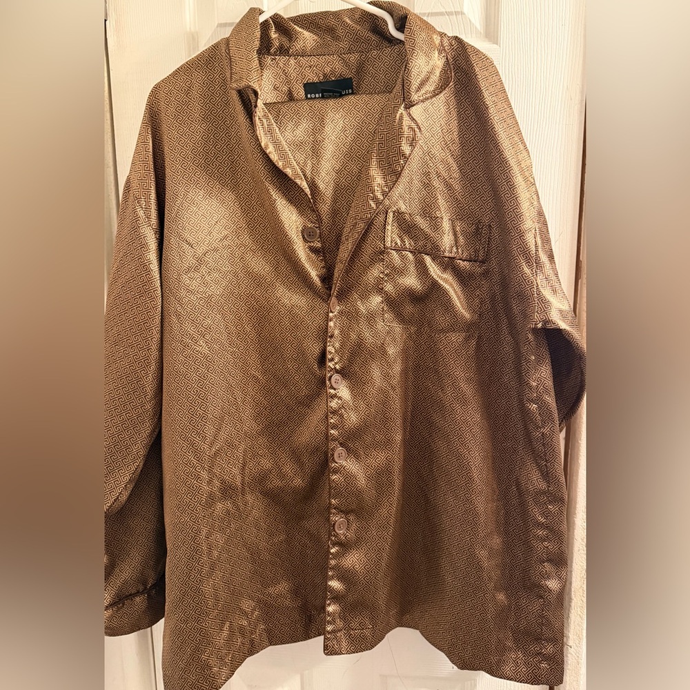 Robert Louis Men’s brown and gold Pajama shirt and bottoms set size XL